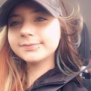 Meet your Posher, Tina